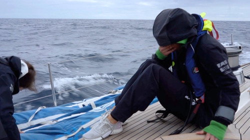 Över Atlanten Season 1 Episode 2 - Severe seasickness knocks out the crew