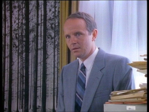 The Twilight Zone Season 3 Episode 12 - 20/20 Vision