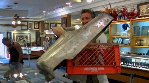Pawn Stars Season 3 Episode 19 - Pedal to the Metal