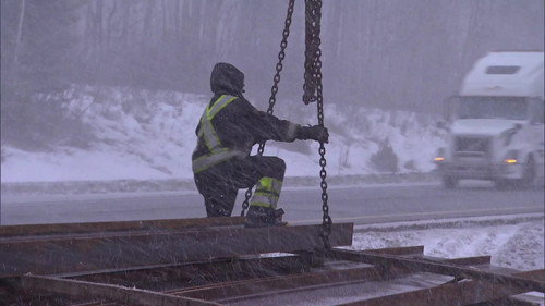 Heavy Rescue: 401 Season 4 Episode 13 - Always Makes My Knees Knock