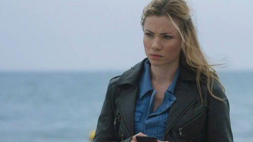 Episode 1044 still