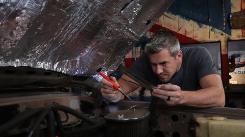 Wheeler Dealers Season 18 Episode 8 - Toyota Landcruiser