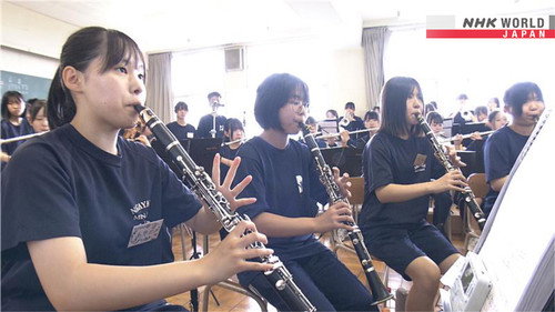 Hometown Stories Season 15 Episode 12 - A Musical Rivalry Between Two School Bands