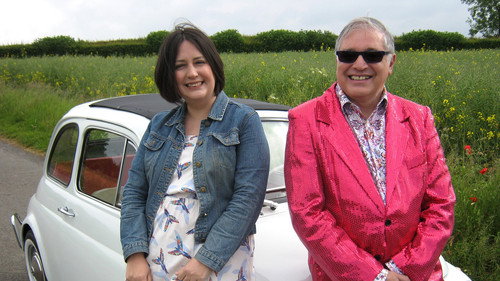 Celebrity Antiques Road Trip Season 5 Episode 9 - Barry Simmons and Lisa Thiel