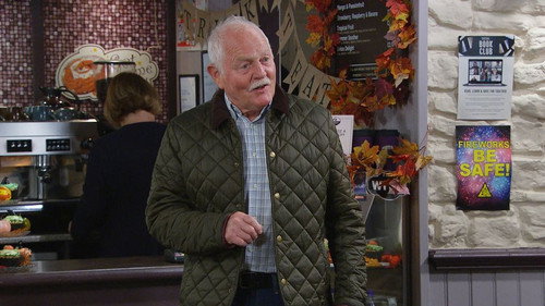 Episode 9169 (Mon 25th Oct 2021) still