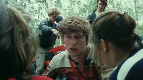 Sunday, Half Past Six Season 1 Episode 4 - Episode 4