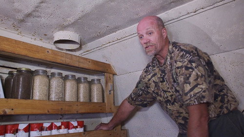 Doomsday Preppers Season 1 Episode 7 - Into The Spider Hole