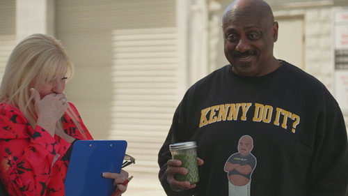 Storage Wars Season 18 Episode 6 - It's Not Easy Drinking Green