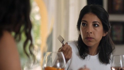 Episode 1502 still