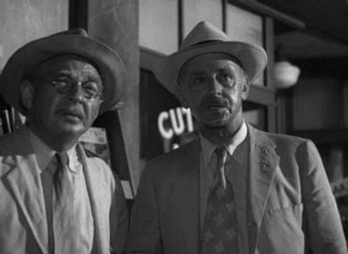 Alfred Hitchcock Presents Season 1 Episode 18 - Shopping for Death