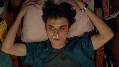 Peace! Friendship! Chewing gum! Season 3 Episode 1 - Episode 1