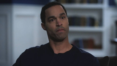 Tyler Perry's The Oval Season 5 Episode 14 - Off the Deep End