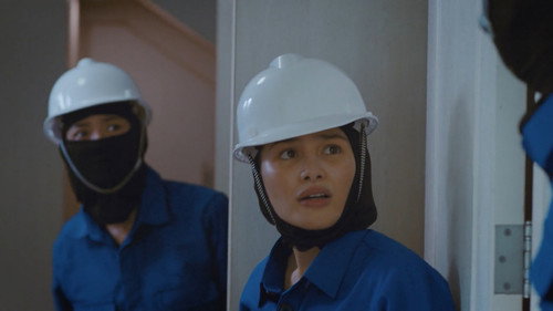 Pieces of Paradise Season 1 Episode 18 - Two-Faced