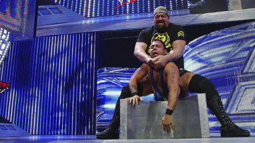WWE Friday Night SmackDown Season 14 Episode 22 - SmackDown - Jun. 01, 2012