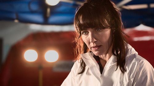 Casualty Season 37 Episode 42 - Pull Together, Push Apart