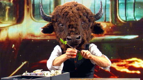 Penn & Teller: Fool Us Season 11 Episode 20 - Can a Bison Buffalo Penn & Teller?
