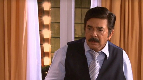 Una familia de diez Season 1 Episode 19 - Votación