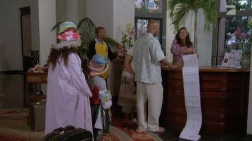 My Wife and Kids Season 3 Episode 3 - The Kyles Go to Hawaii (3)