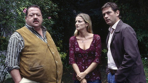 Die Rosenheim-Cops Season 5 Episode 16 - Die Gattin des Anwalts