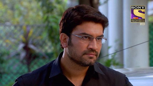 Dr. Ashutosh Fights Daksh still