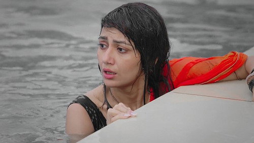 Virat saves Priyanka still