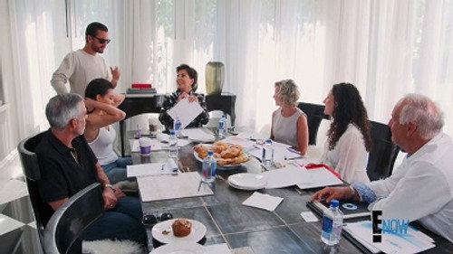 Keeping Up with the Kardashians Season 12 Episode 17 - Khloé's New Breast Friends
