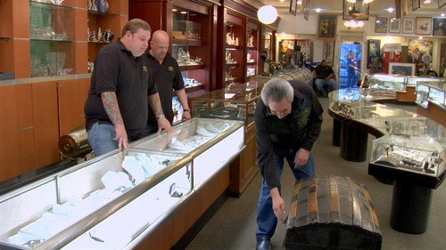 Pawn Stars Season 2 Episode 27 - Deals from Hell