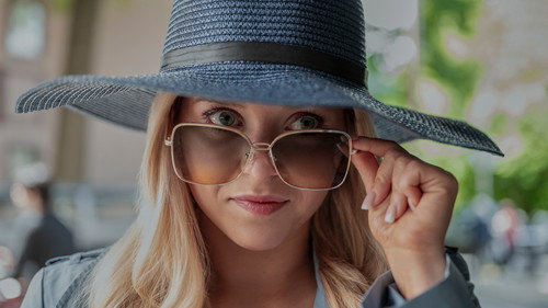 Elle Season 1 Episode 3 - You're Not the Girl I Thought You Were