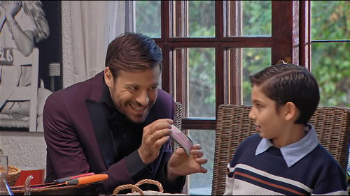 Mama's Cake Season 1 Episode 8 - Ντίμης Τσιμισκής Χόφμαν (Α μέρος)