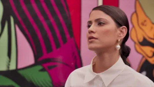 Los hilos del pasado Season 1 Episode 16 - Error de modelo