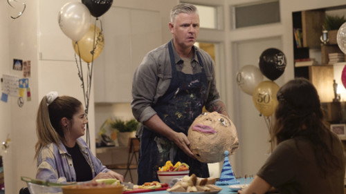 Max et Livia Season 3 Episode 10 - Episode 10