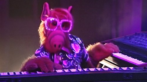 ALF Season 1 Episode 8 - Don't It Make My Brown Eyes Blue?