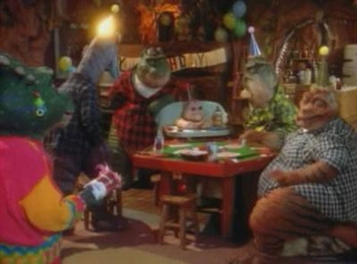 Dinosaurs Season 3 Episode 12 - Getting to Know You