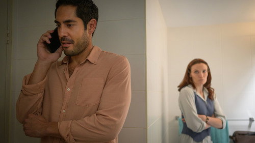 Return to Paradise Season 2 Episode 4 - Checking Out