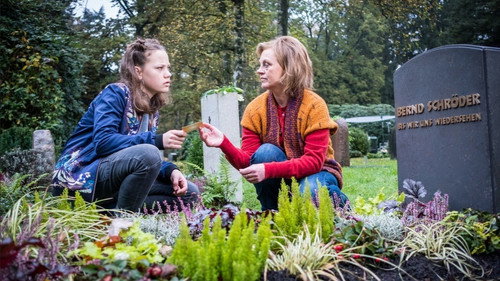 The Peppercorns Season 16 Episode 11 - Nachrichten aus dem Jenseits