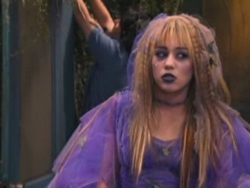 Hannah Montana Season 1 Episode 15 - More Than a Zombie to Me