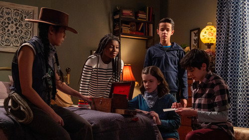 Ghostwriter Season 1 Episode 7 - The Wild, Wild Ghost (3)