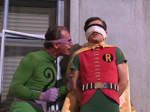 Batman Season 1 Episode 32 - The Riddler's False Notion