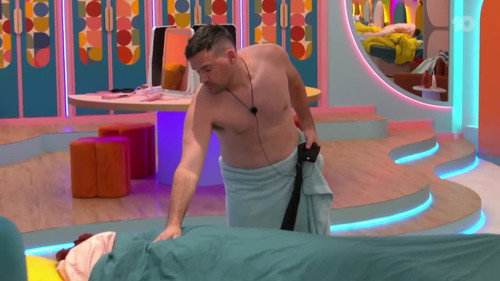 Big Brother Season 16 Episode 9 - Daily Show (Day 9)