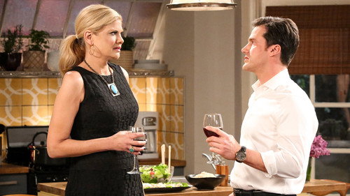 The Exes Season 4 Episode 19 - Ten Things They Hate About You