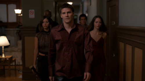 Angel Season 3 Episode 4 - Carpe Noctem