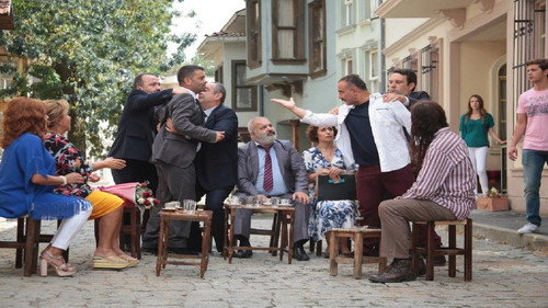 Hangimiz Sevmedik Season 1 Episode 7 - Episode 7
