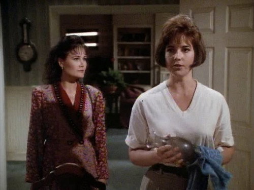Swamp Thing Season 3 Episode 23 - Eye of the Storm