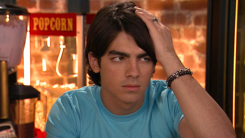 JONAS L.A. Season 1 Episode 5 - Band's Best Friend