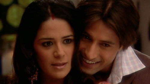 Jassi's Family Bids Jassi a Farewell still