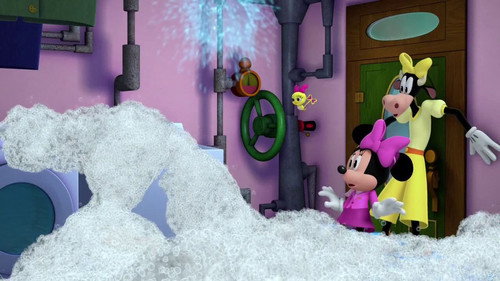 Mickey and the Roadster Racers Season 1 Episode 18 - Breakfast and Bungled