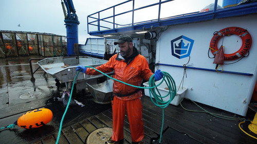 Deadliest Catch Season 15 Episode 18 - Dark Ship