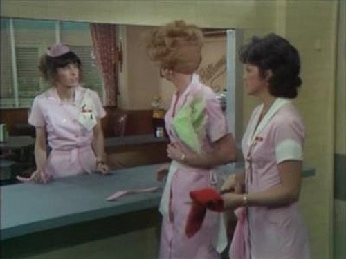 Alice Season 1 Episode 15 - Mel's in Love