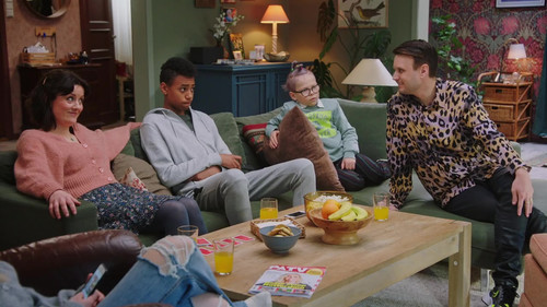 Familien Lykke Season 2 Episode 6 - Everyone loves Aunt Dani