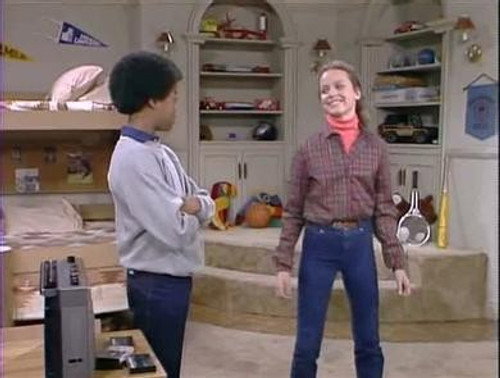 Diff'rent Strokes Season 2 Episode 22 - Skin Deep or True Blue (a.k.a.) Guess Who?